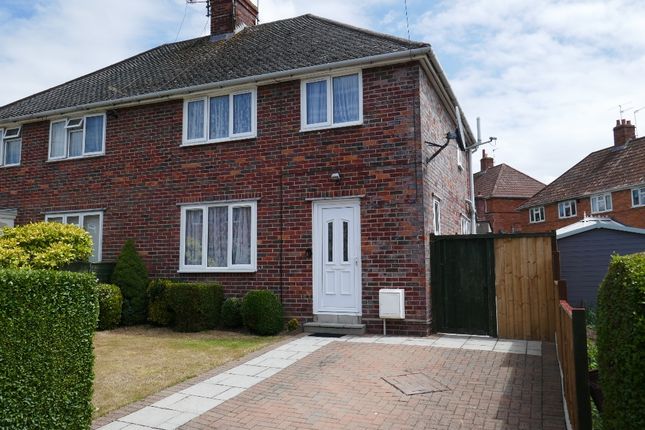 Thumbnail Semi-detached house to rent in Chelston Avenue, Yeovil