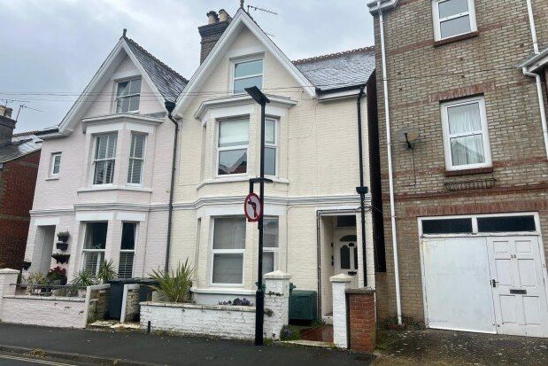 Thumbnail Flat to rent in Beckford Road, Cowes