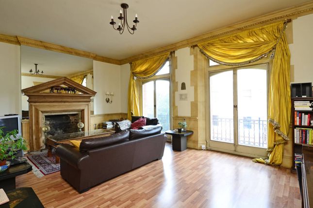 Thumbnail Flat to rent in Kensington Mansions, Earls Court, London