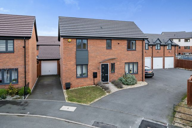 3-bed detached on 6, Jura Way, Birmingham, £310,000