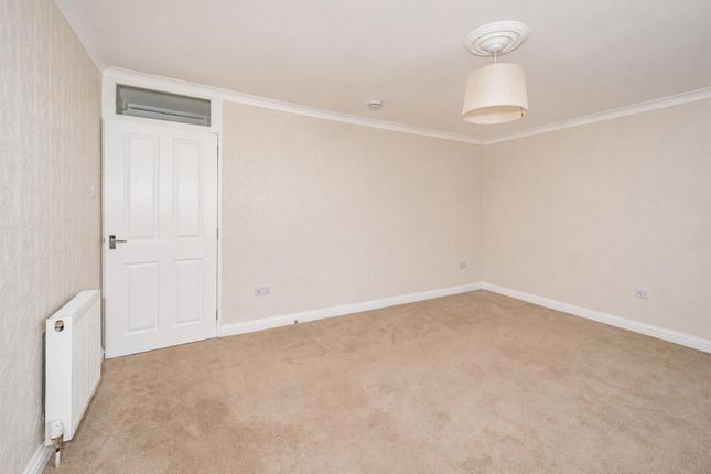 6, Westfield Road, Dundee photo 4