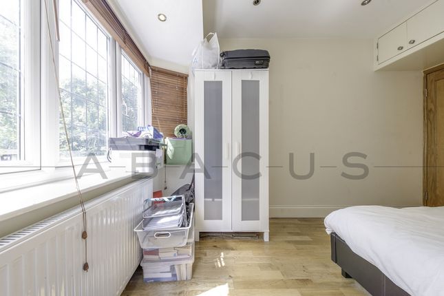 Duplex to rent in Westbere Road, West Hampstead