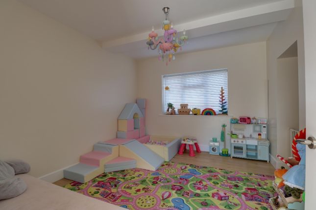 26, Bourne Road, Grantham photo 4
