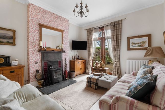 211, Worcester Road, Droitwich photo 4
