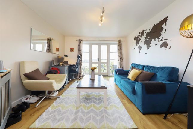 Thumbnail Flat for sale in Park Lodge Avenue, West Drayton