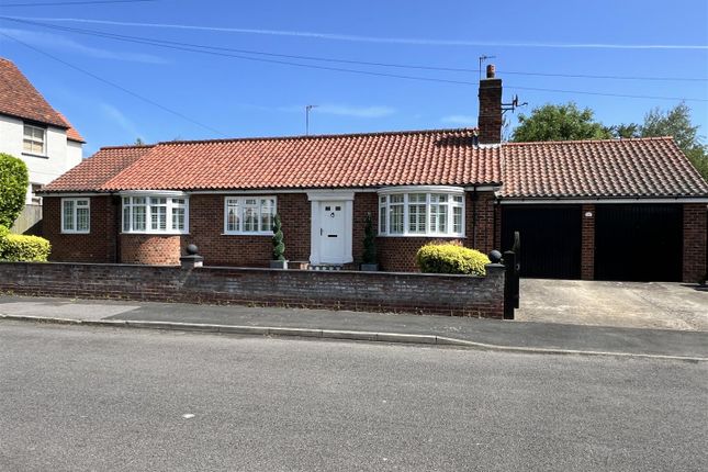 Thumbnail Detached bungalow for sale in East Avenue, Scalby, Scarborough