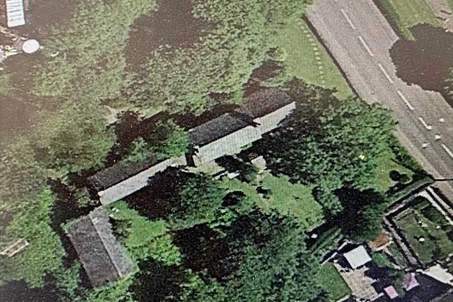 1-2, Tyn Y Bryn Farm, Tonyrefail photo 2