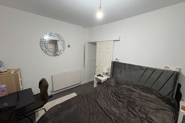 36, Station Road, Barnsley photo 5