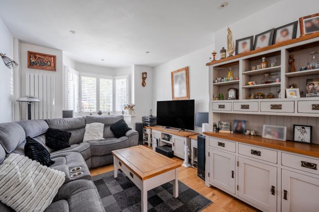 3, Palace View, Croydon photo 3
