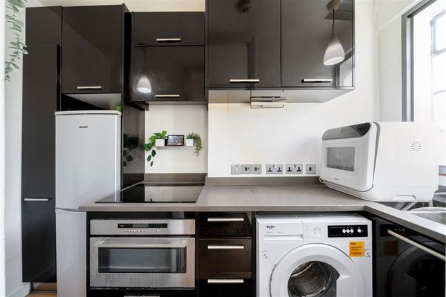 Flat 42, Highstone Mansions, 84, Camden Road, London photo 4