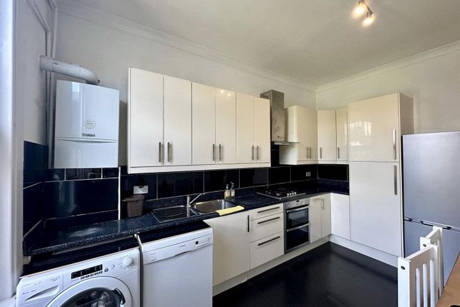 Thumbnail Terraced house to rent in Tabley Road, London