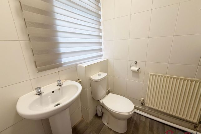 84 Buckingham Street, Scunthorpe photo 4