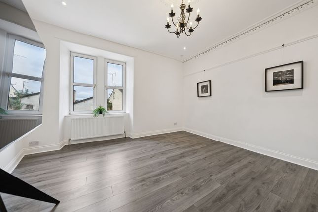 44 Main Street, Kilwinning, Ayrshire photo 4