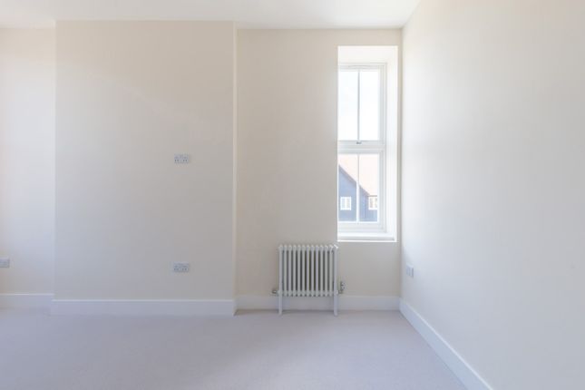 Flat for sale in Courtstairs Manor, Ramsgate