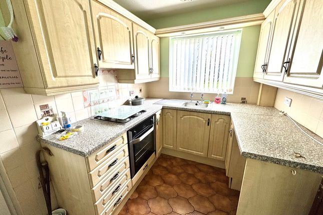 52, Orford Rise, Nuneaton photo 3