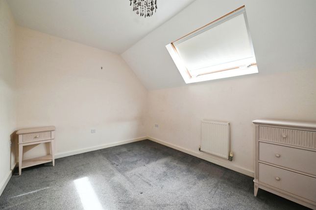 Terraced house for sale in Puffin Way, Reading