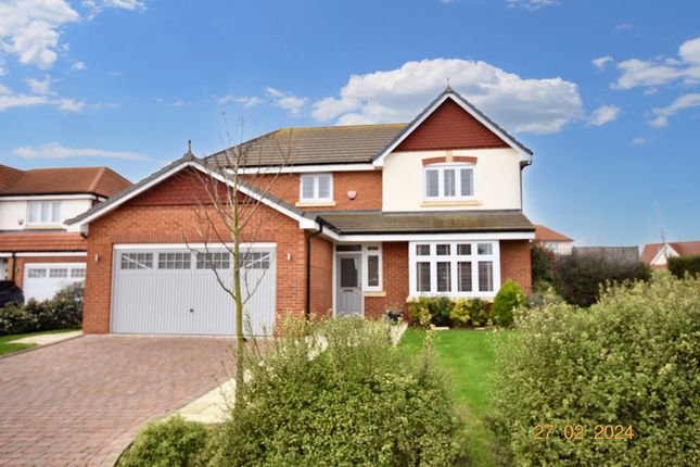 Thumbnail Detached house for sale in Hustlings Drive, Eastchurch