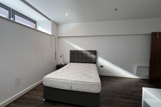 Apartment 107, Kettleworks, 126, Pope Street, West Midlands photo 4