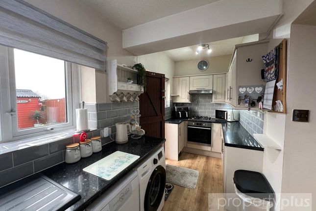 314, Brithweunydd Road, Rhondda Cynon Taff photo 3