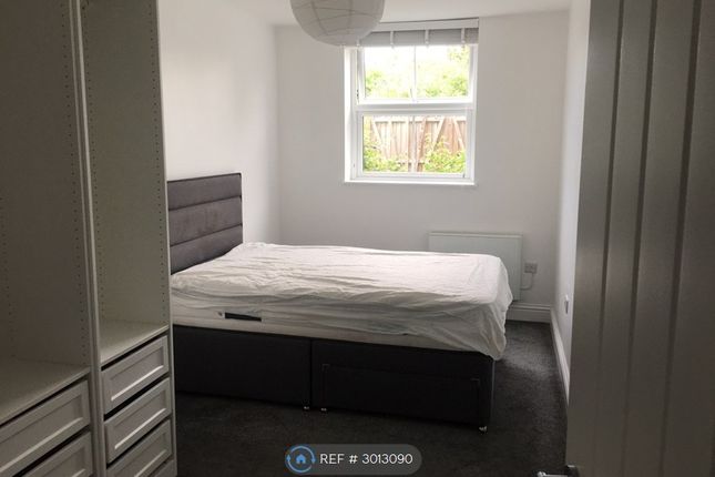Flat, Cobden Homes West Street, Havant photo 4