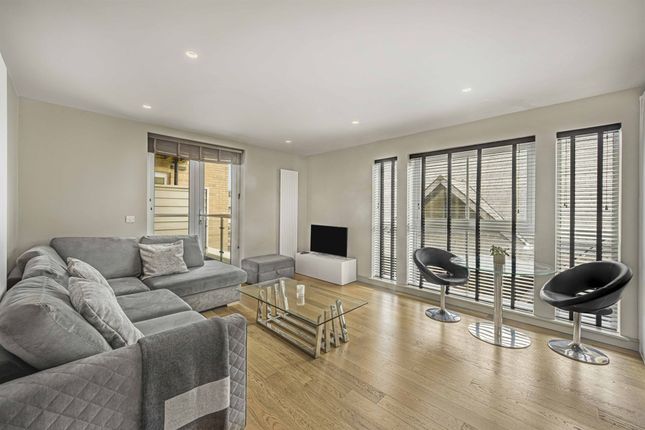 Apt 4 Connaught Place, 300 Hale Road, Altrincham photo 4