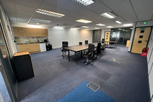 Thumbnail Office to let in 58-60 Minerva Road, Unit 5-6, Minerva Business Centre, Park Royal, London