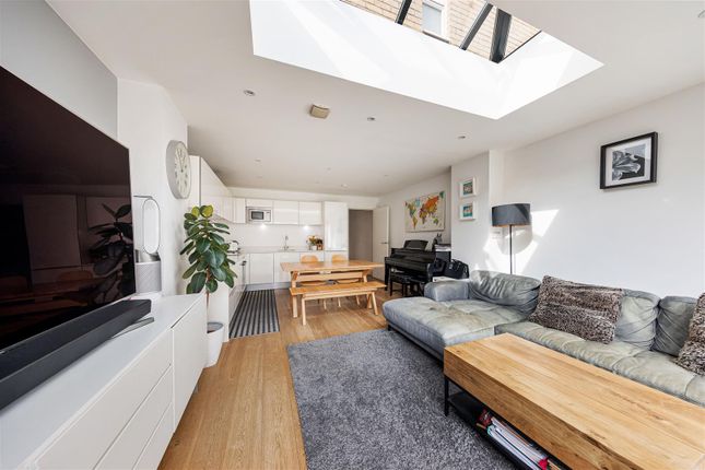 Semi-detached house for sale in Carnarvon Road, London