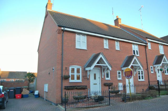 Thumbnail End terrace house to rent in Acre Close, Lang Farm, Northants