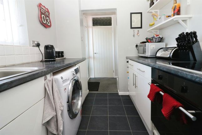 Flat for sale in Doncaster Road, Clifton, Rotherham