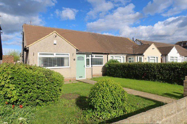 Bungalow for sale in Lewis Road, Istead Rise, Kent