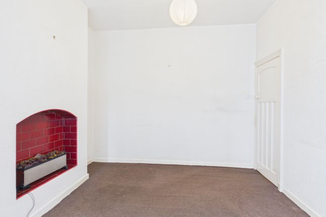 16, Carlton Road, Ashton-under-Lyne photo 3