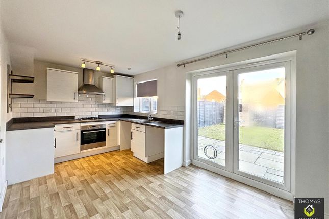 13, Whitefield Crescent, Gloucester photo 2