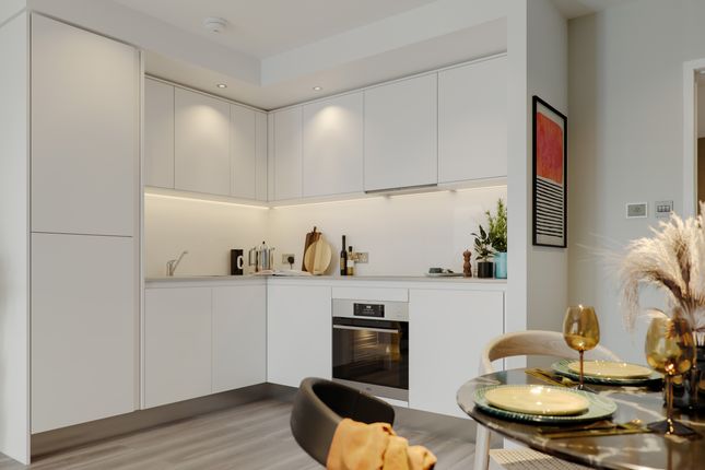 Flat for sale in Agnes George Walk, London