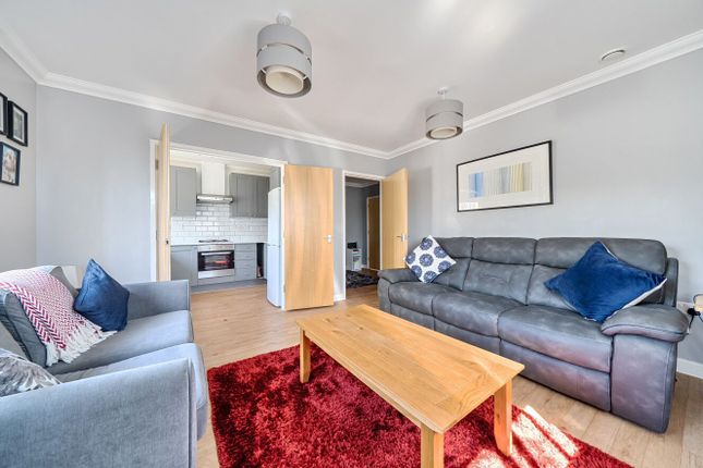 14, Contessa Close, Kings Hill photo 2