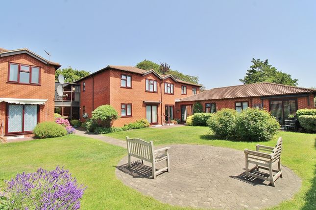26 Grosvenor Court, Gosport Road, Fareham photo 3