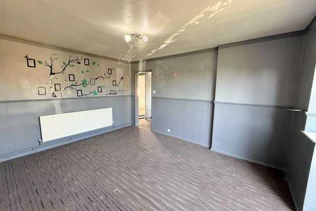 8, Morven Road, Nottingham photo 4