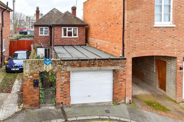 Thumbnail Detached house for sale in Vernon Place, Canterbury, Kent