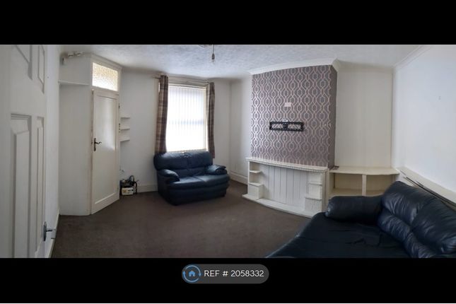 End terrace house to rent in Hathershaw Lane, Oldham