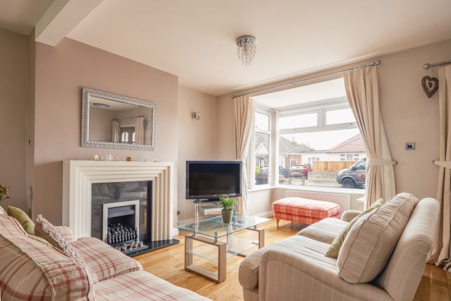 15 Monks Road, Whitley Bay, Tyne And Wear photo 2