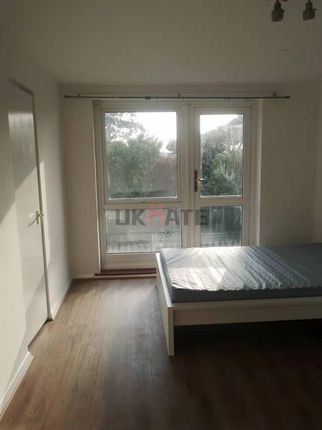 Flat for sale in Kendrick Road, Reading