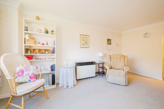 Flat for sale in Homeworth House, Woking