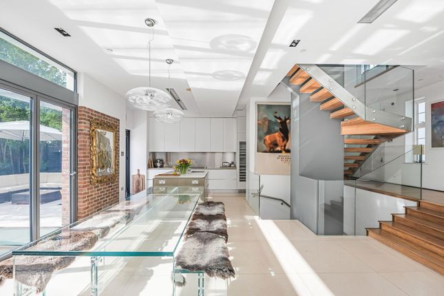 256, Sheen Lane, London photo 4