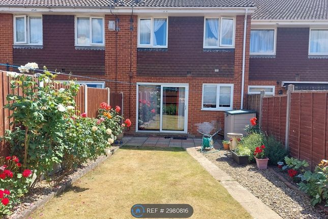 Windrush Way, Reading photo 3
