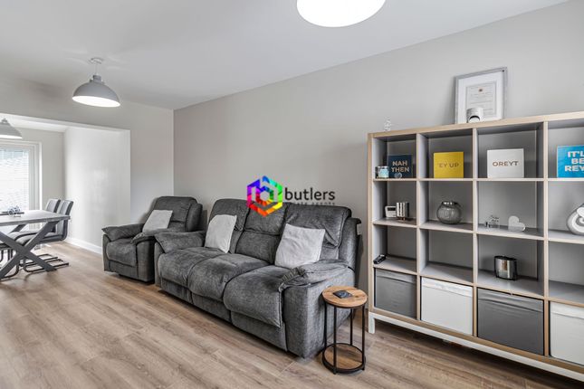 14 Smelter Wood Rise, Sheffield photo 2