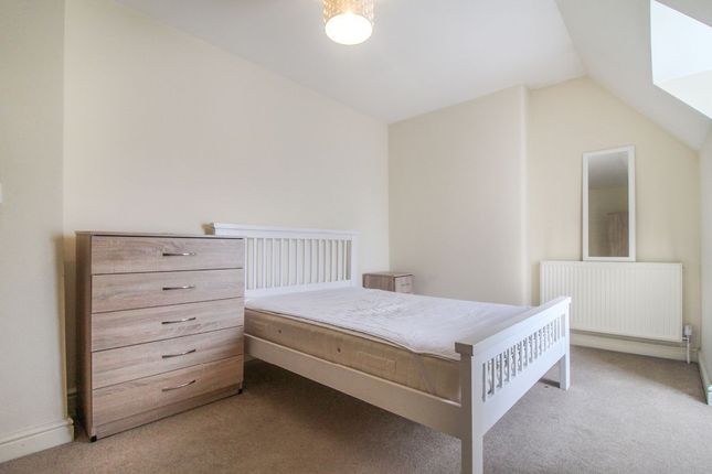 Room to rent in Milton Road, Bedford MK40