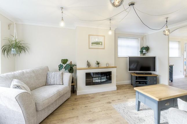 6, Manor Gardens, Stanwick photo 4