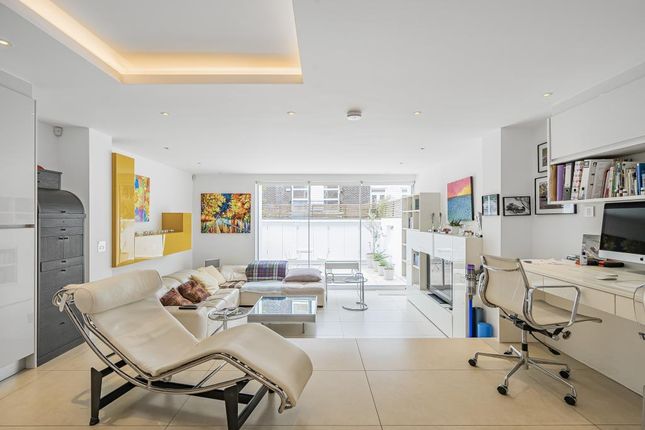 Town house for sale in Lower Merton Rise, Primrose Hill