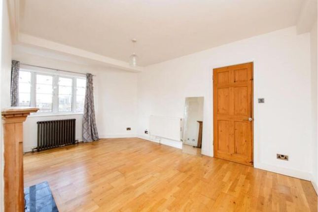 117, Chiswick Village, London photo 4
