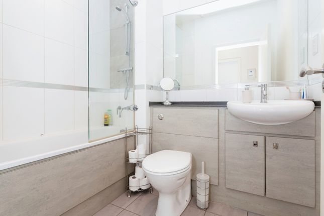 Flat for sale in Centralofts, 21 Waterloo Street, Newcastle Upon Tyne, Tyne And Wear