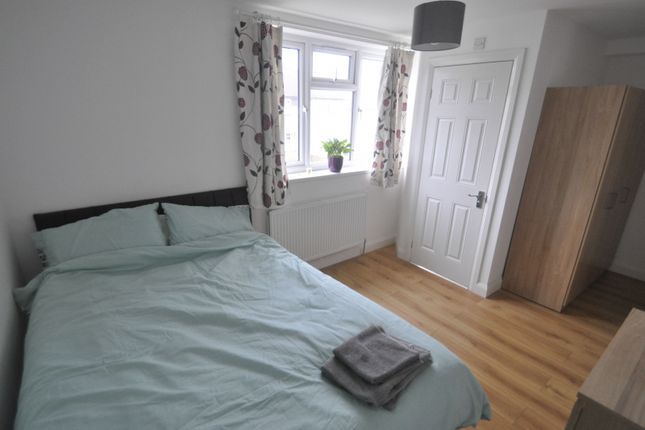 Thumbnail Shared accommodation to rent in Tristram Road, Downham, Bromley